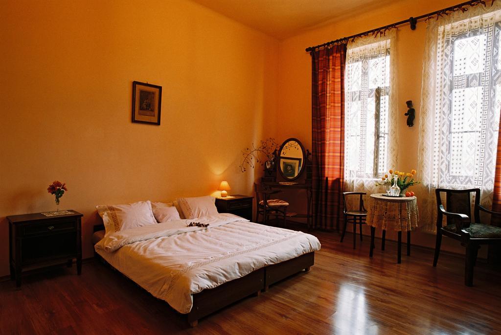 Piano Guest House คราคูฟ ภายนอก รูปภาพ