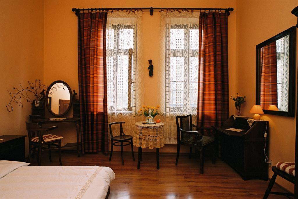 Piano Guest House คราคูฟ ภายนอก รูปภาพ