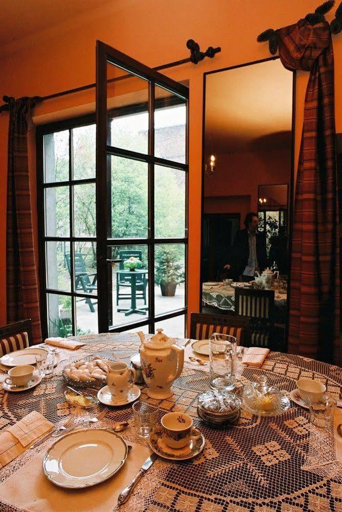 Piano Guest House คราคูฟ ภายนอก รูปภาพ